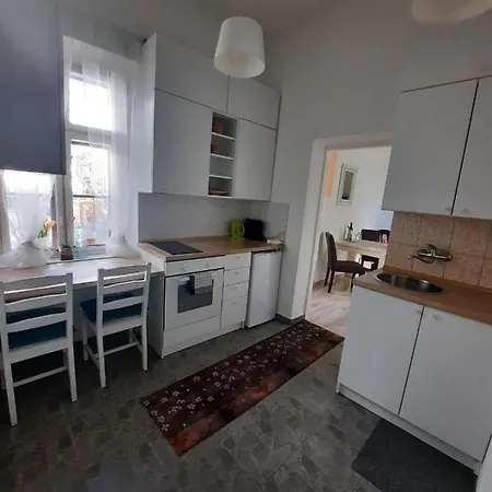 Matty V Tichom Dvore Priamo V Centre *